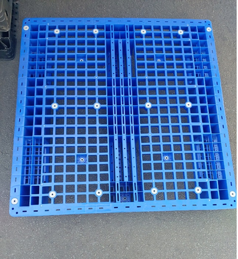 Pallet nhựa